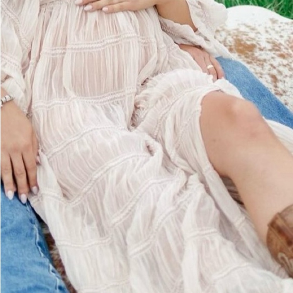 COPY - maternity dress- stunning for maternity photos - Picture 3 of 7